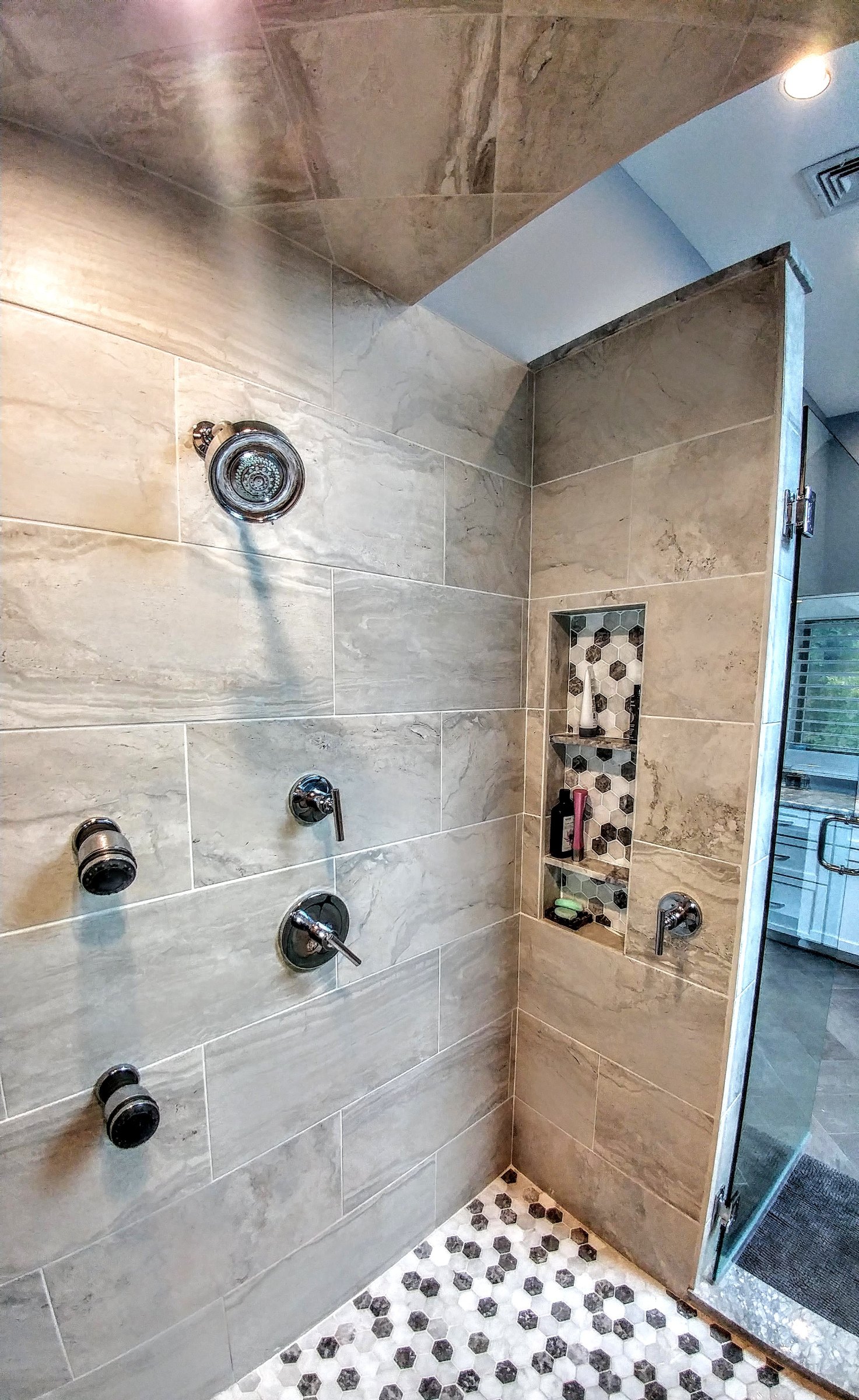 Bathroom project by The Cabinet Coach: Clean Reformation