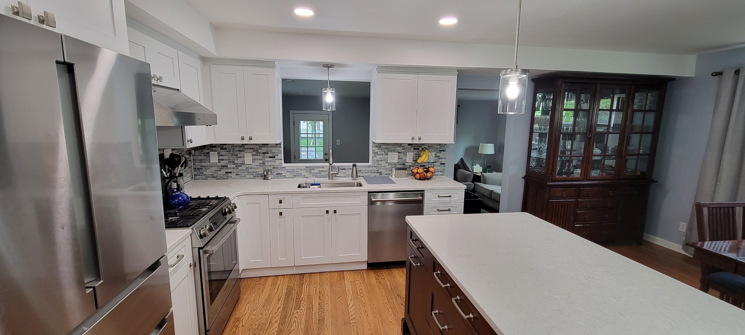 Kitchen project by The Cabinet Coach: Stylish Kitchen
